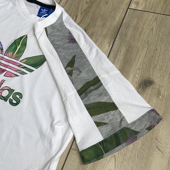 Adidas Originals NEW Women's Farm Cropped Oversized Tee Size M - Picture 3 of 9